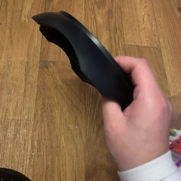 Small fish tank - Picture 1 of 3